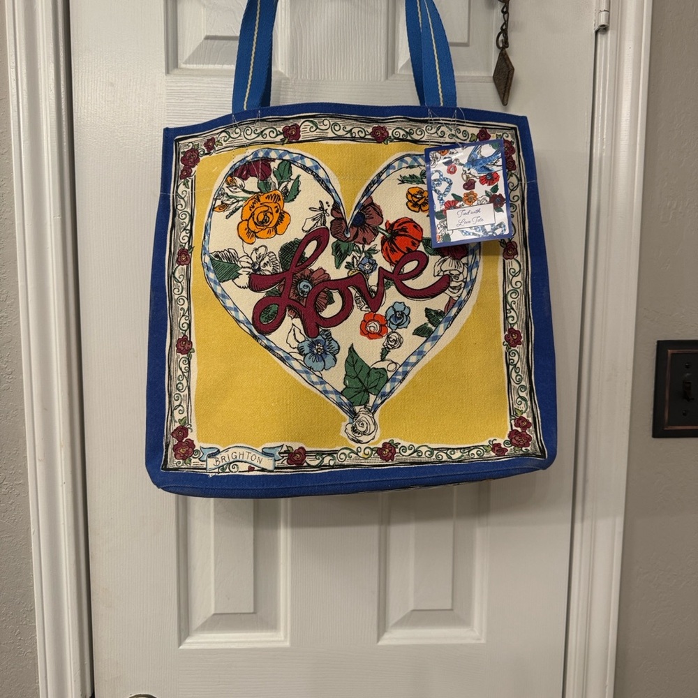 LIVE NO THEME SHARE SHOW Tuesdays at  4:00 PM CST! 😁👜🧦🧸👚🕯️💍👄🌻😊👜🧦💕🎁🥂💄💋 - Picture 11 of 14